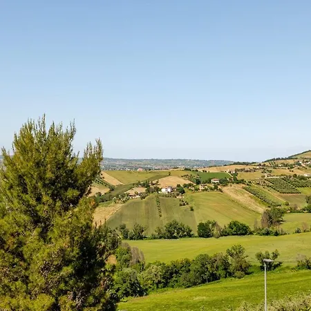 Lägenhet I Due Gelsi White Monte San Giusto